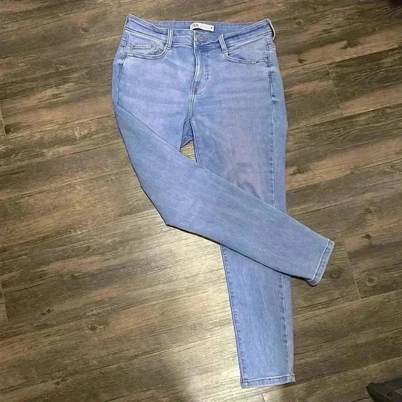 Zara mid rise skinny jeans - Picture 3 of 6